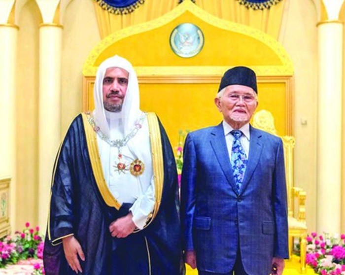 kerajaan malaysia, medali kehormatan, sekjen liga muslim dunia