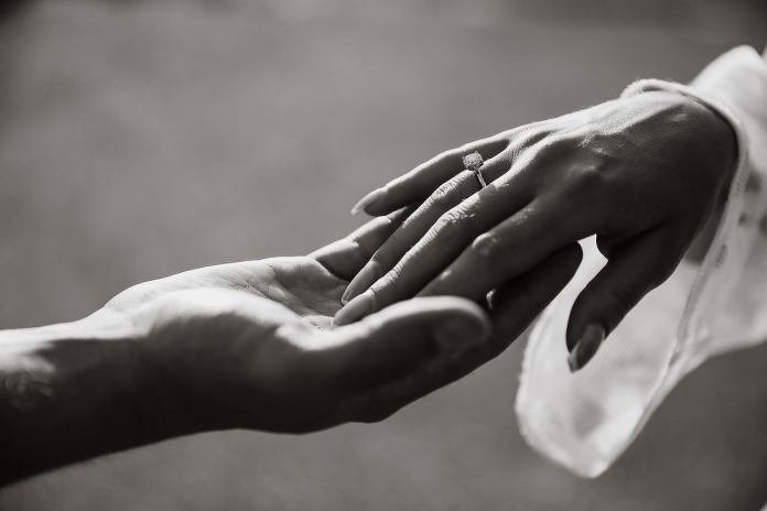 Apa yang Dilakukan Setelah Akad Nikah Apa yang Dilakukan Setelah Akad Nikah