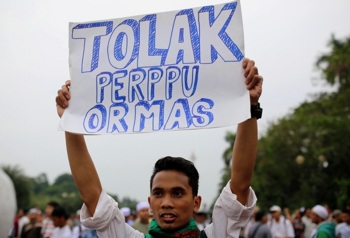tolak perppu ormas 2