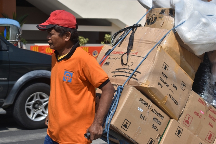 Meluruskan Niat dalam Menjalani Ibadah Meluruskan Niat dalam Menjalani Ibadah