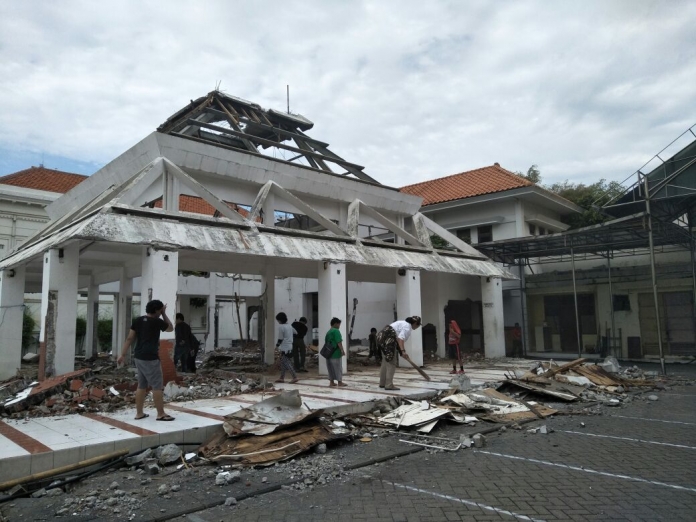 bersih bersih masjid Assakinah