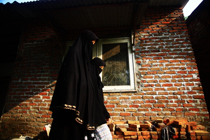 Hukum Cadar, Wajib, Sunnah atau Mubah
