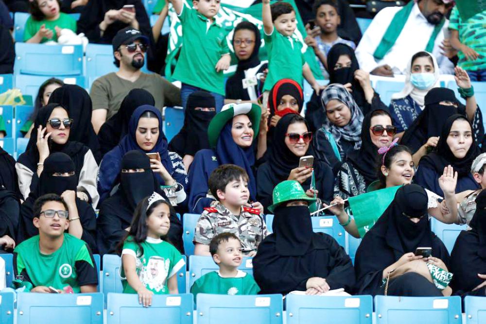 Jumat Ini Arab Saudi Buka Stadion Untuk Penonton Wanita