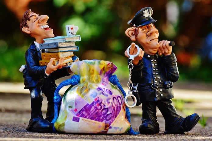 Lingkup dan Nisab Zakat Penghasilan Lingkup dan Nisab Zakat Penghasilan