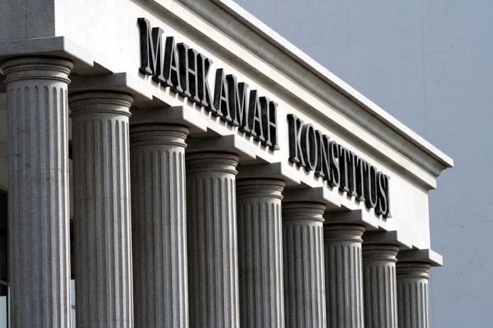 MK Tolak Perluasan Makna Kasus Asusila MUI Ini Sama Halnya Membiarkan LGBT MK Tolak Perluasan Makna Kasus Asusila MUI Ini Sama Halnya Membiarkan LGBT