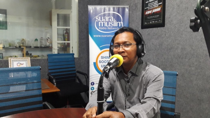 Dosen Filsafat UIN Sunan Ampel Hammis Syafaq