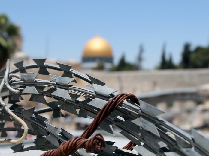 barbed-wire-2446112_960_720 sikap terbaik kita untuk palestina