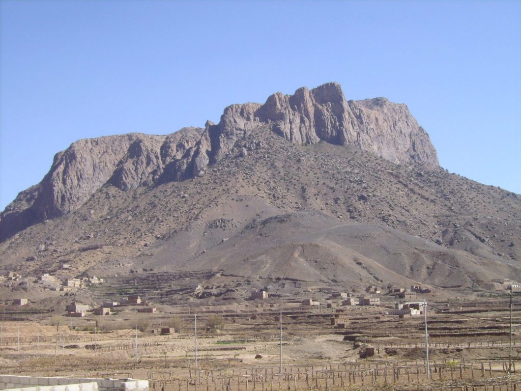 Jabal gua tsur