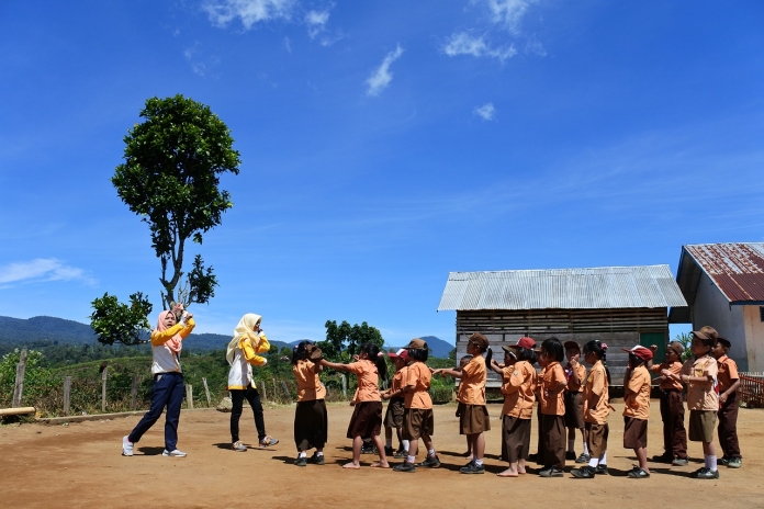 Menjemput Asa di Hamparan Tandus Pendidikan Menjemput Asa di Hamparan Tandus Pendidikan