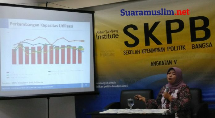INDEF Meragukan Utang Luar Negeri Untuk Pembangunan Infrastruktur INDEF Meragukan Utang Luar Negeri Untuk Pembangunan Infrastruktur