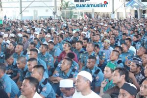 Ustadz Abdul Somad Tabligh Akbar di Koarmatim Surabaya(3)