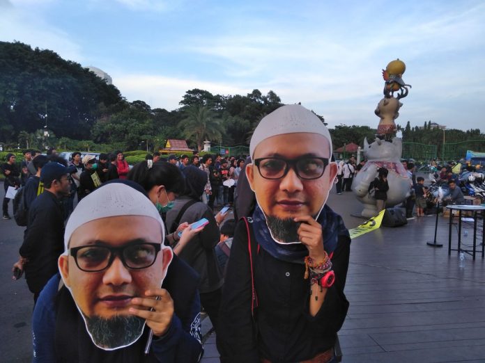 Polri Diminta Transparan Mengenai Kasus Novel Baswedan Polri Diminta Transparan Mengenai Kasus Novel Baswedan