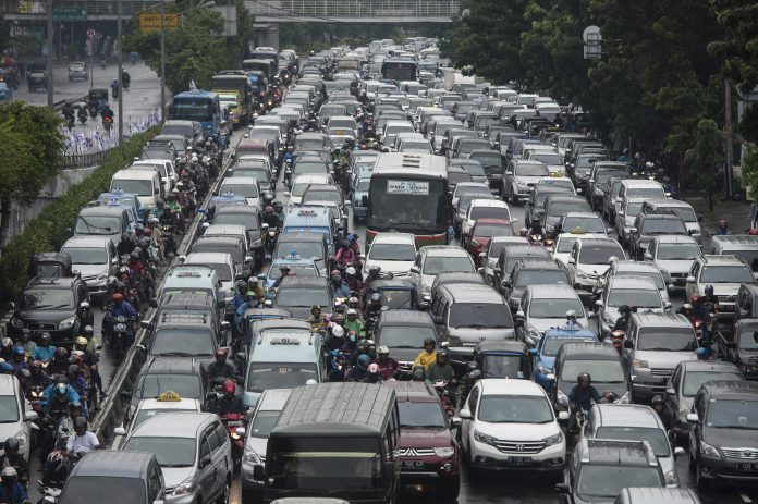 Macet dan Mudik Macet dan Mudik