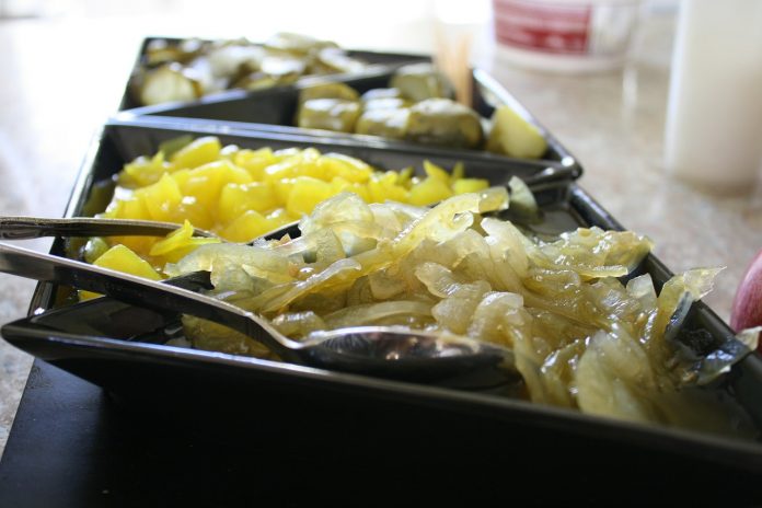 Acar, Makanan Pelengkap yang Berkhasiat Acar, Makanan Pelengkap yang Berkhasiat