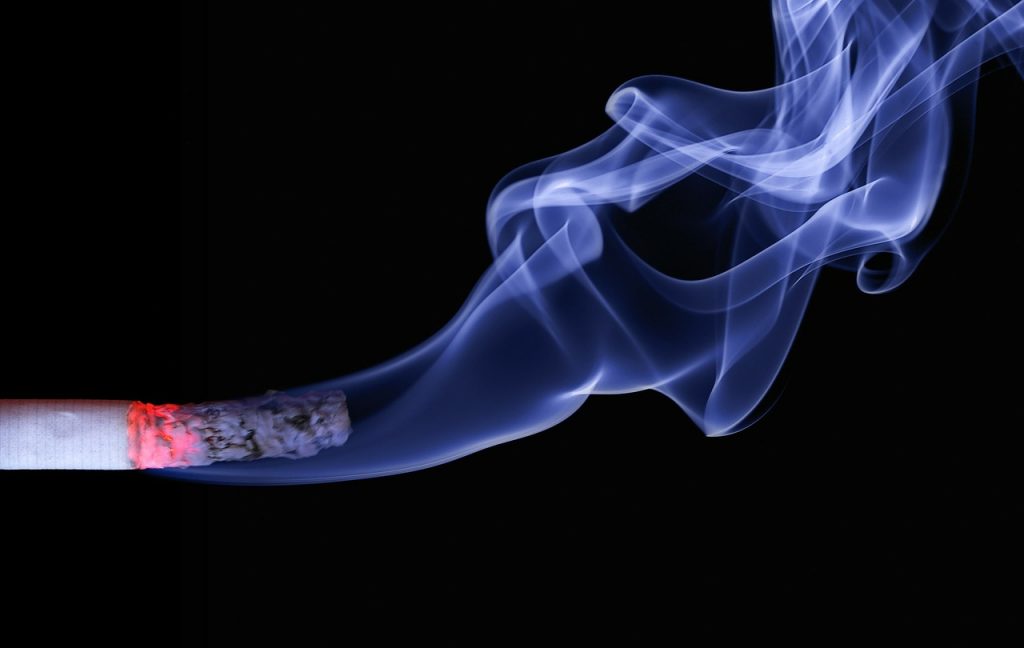 Klaim “Menyehatkan” dari Rokok Herbal
