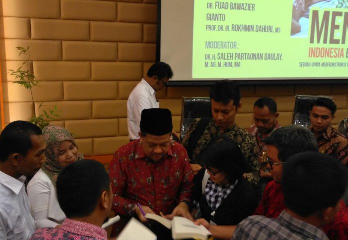 Fahri Hamzah Luncurkan Buku: Mengapa Indonesia Belum Sejahtera? Fahri Hamzah Luncurkan Buku: Mengapa Indonesia Belum Sejahtera?