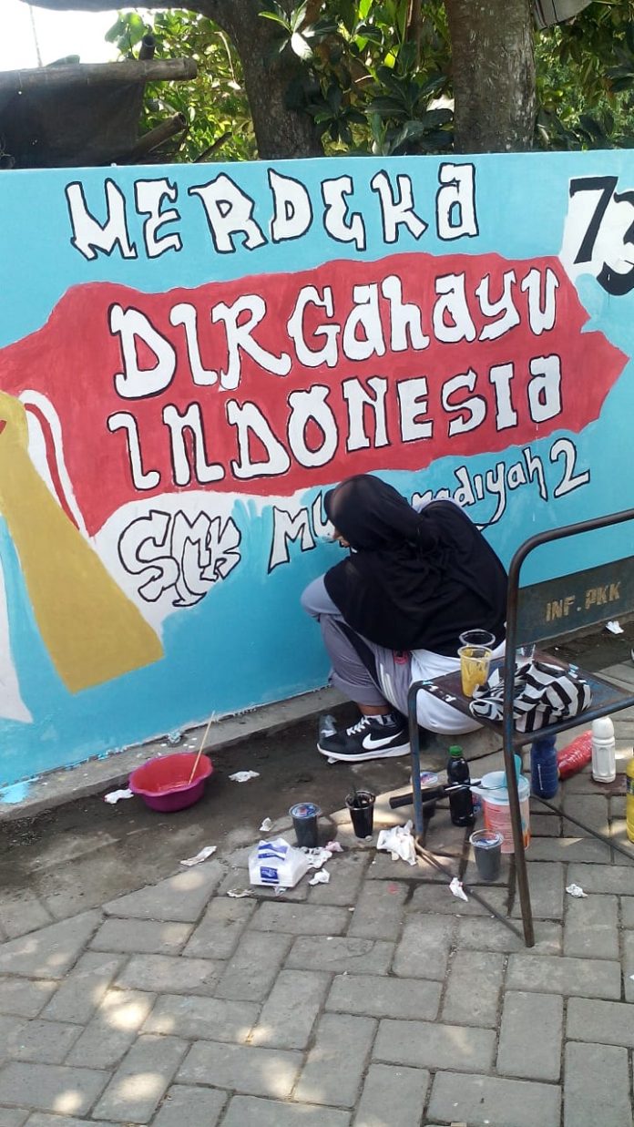 Kreasi Mural untuk Wajah Indah Makam Ngujang Kreasi Mural untuk Wajah Indah Makam Ngujang