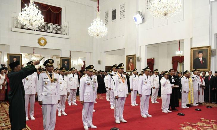 Presiden Jokowi Lantik sembilan Gubernur Terpilih