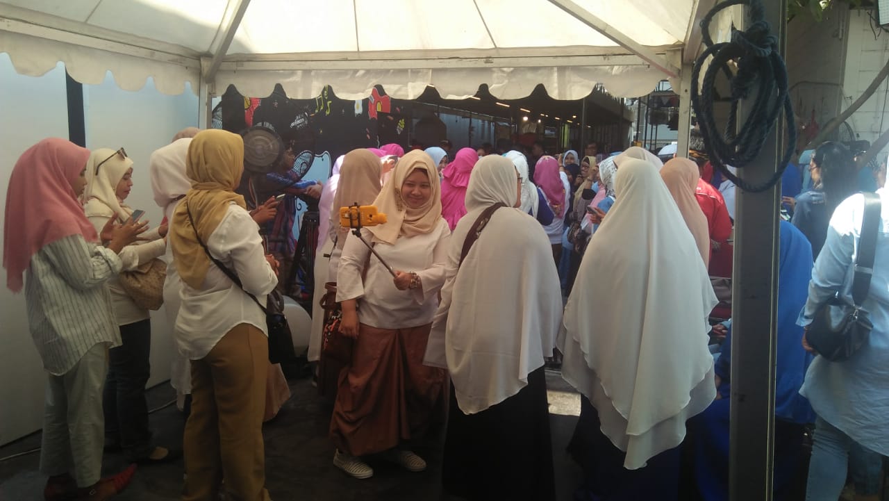Kunjungan Sandi Di Surabaya Banyak Dihadiri Emak-Emak