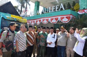 NU Jatim Serahkan Bantuan Langsung ke Lombok