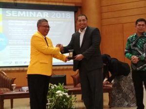 Pendiri Radio Suara Muslim di Universitas Terbuka: "We're Living Fast Lane"