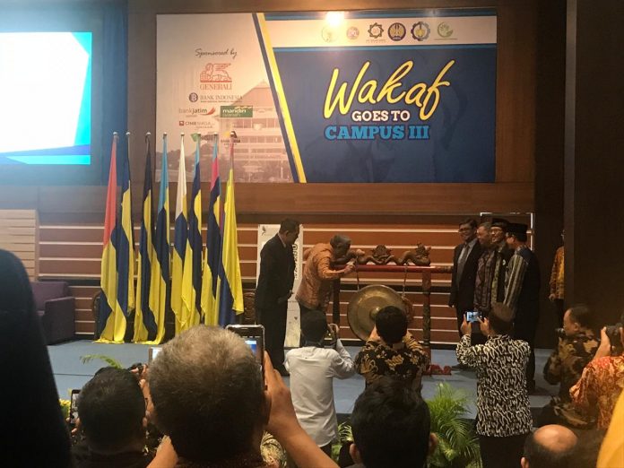 Badan Wakaf Indonesia Sosialisasikan Wakaf ke Generasi Milenial Badan Wakaf Indonesia Sosialisasikan Wakaf ke Generasi Milenial