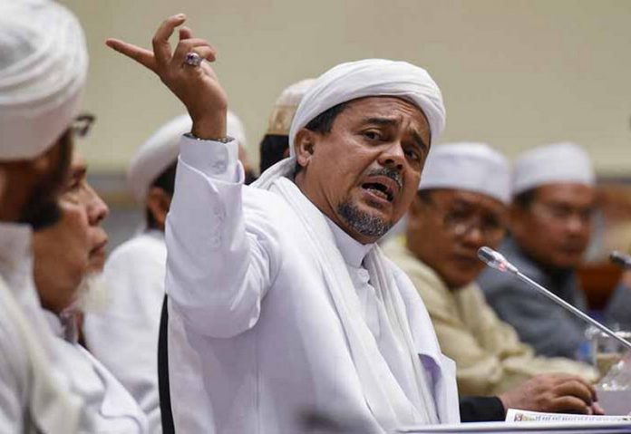 Habib Rizieq: Ketua TPS Saudi Disuruh Coblos Kertas Suara untuk Jokowi Habib Rizieq: Ketua TPS Saudi Disuruh Coblos Kertas Suara untuk Jokowi