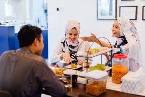 Teman Baik Adalah Surga Dunia