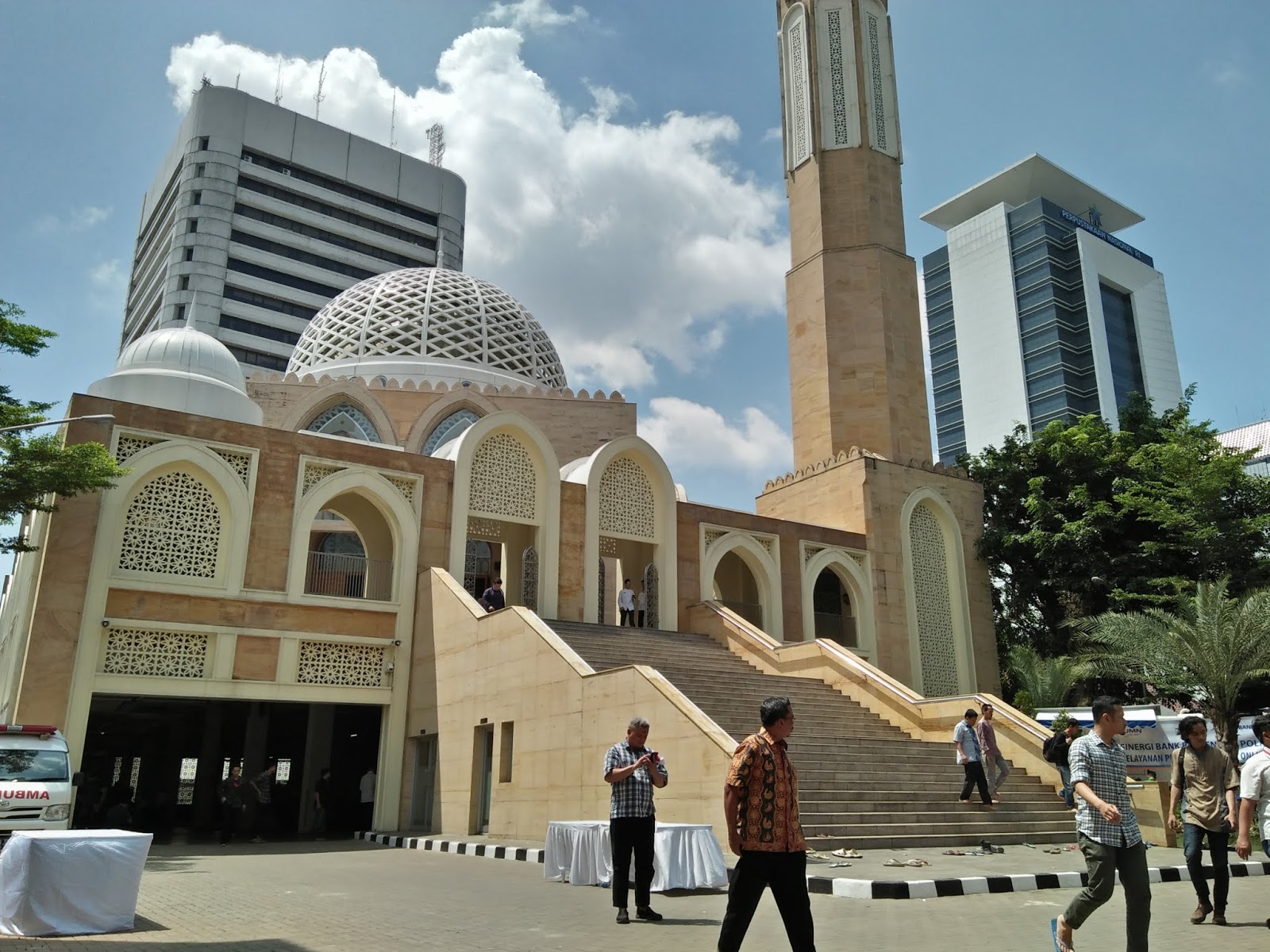 Masjid-masjid BUMN Terpapar Radikalisme?