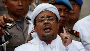 Curiga Dimata-matai, HRS Minta Saudi Selidiki Penyebar Fotonya Bersama Aparat