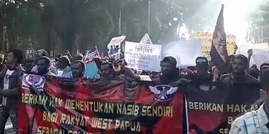 Polrestabes Surabaya Evakuasi dan Pulangkan 233 Mahasiswa Papua, Ini Tanggapan KontraS