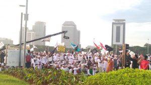 Reuni 212: Mereka Datang dari Segala Penjuru | Suaramuslim.net
