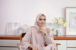 Syiar Agama Melalui Gaya Busana dan Hijab