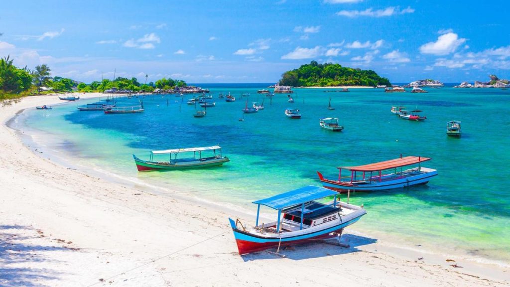 Dari Maladewa sampai Malaysia Inilah 5 Pulau Menarik untuk Wisata Halal