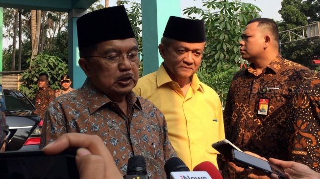 Wapres JK Perintahkan Pengurus Masjid Bakar Tabloid Indonesia Barokah