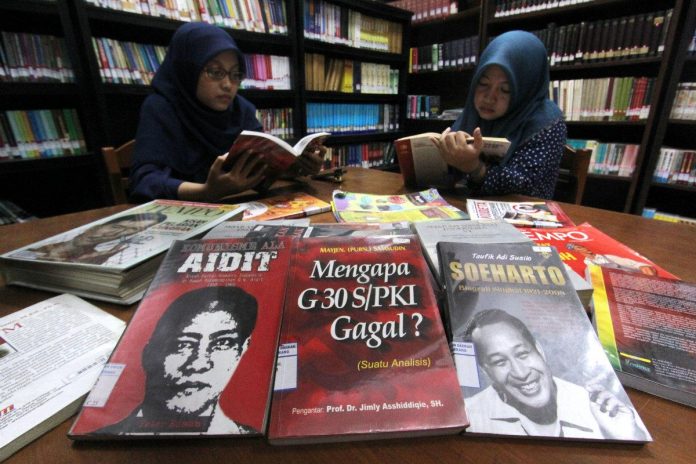 Aksi TNI dan Narasi Bangkitnya PKI Aksi TNI dan Narasi Bangkitnya PKI