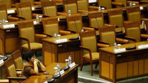 Politik Bermahar Amanat