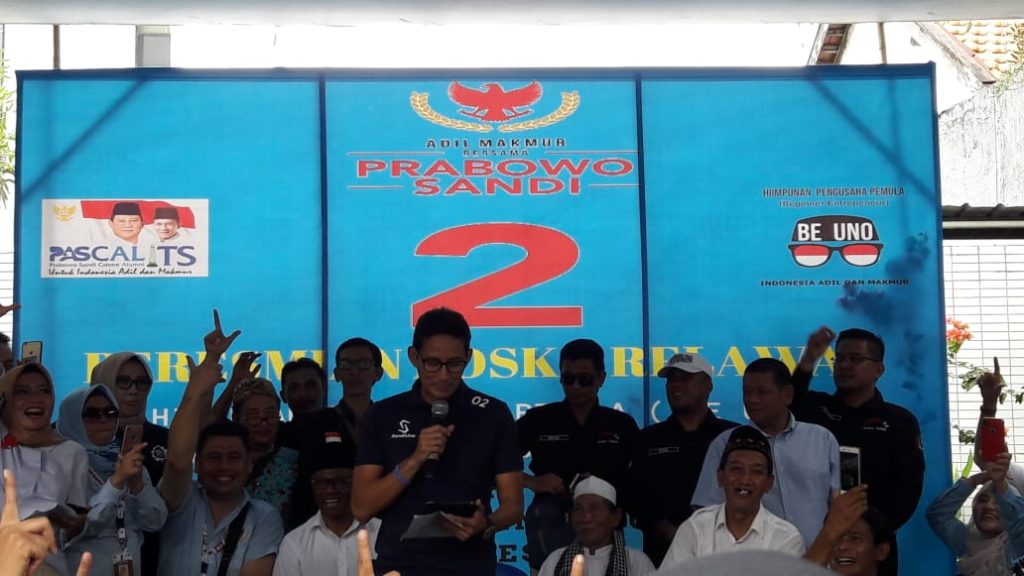 Resmikan Posko Relawan Alumni ITS di Surabaya, Sandi: Negara Ini Salah Urus