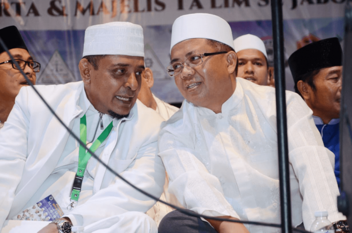 Hadiri Munajat 212, PKS: Kami Lahir Dari Umat dan Untuk Umat Hadiri Munajat 212, PKS: Kami Lahir Dari Umat dan Untuk Umat