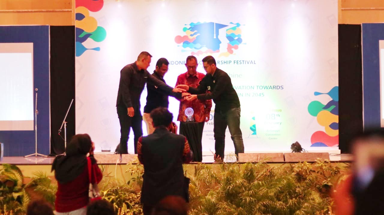 Pertemukan Kampus Terbaik Dunia, Indonesia Scholarship Festival Hadir di Surabaya