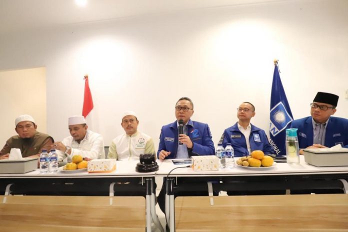 Terima PA 212, Zulhas: Jika Ada Ulama Disakiti Kami Juga Tersakiti Terima PA 212, Zulhas: Jika Ada Ulama Disakiti Kami Juga Tersakiti