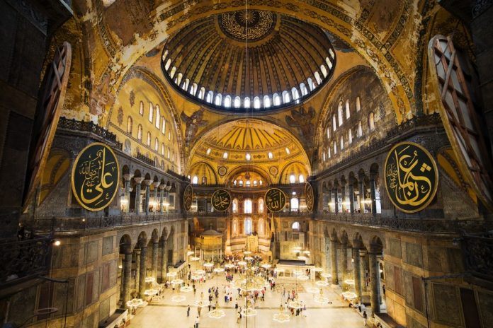 Erdogan Akan Jadikan Hagia Sophia Masjid, Tidak Lagi Museum Erdogan Akan Jadikan Hagia Sophia Masjid, Tidak Lagi Museum