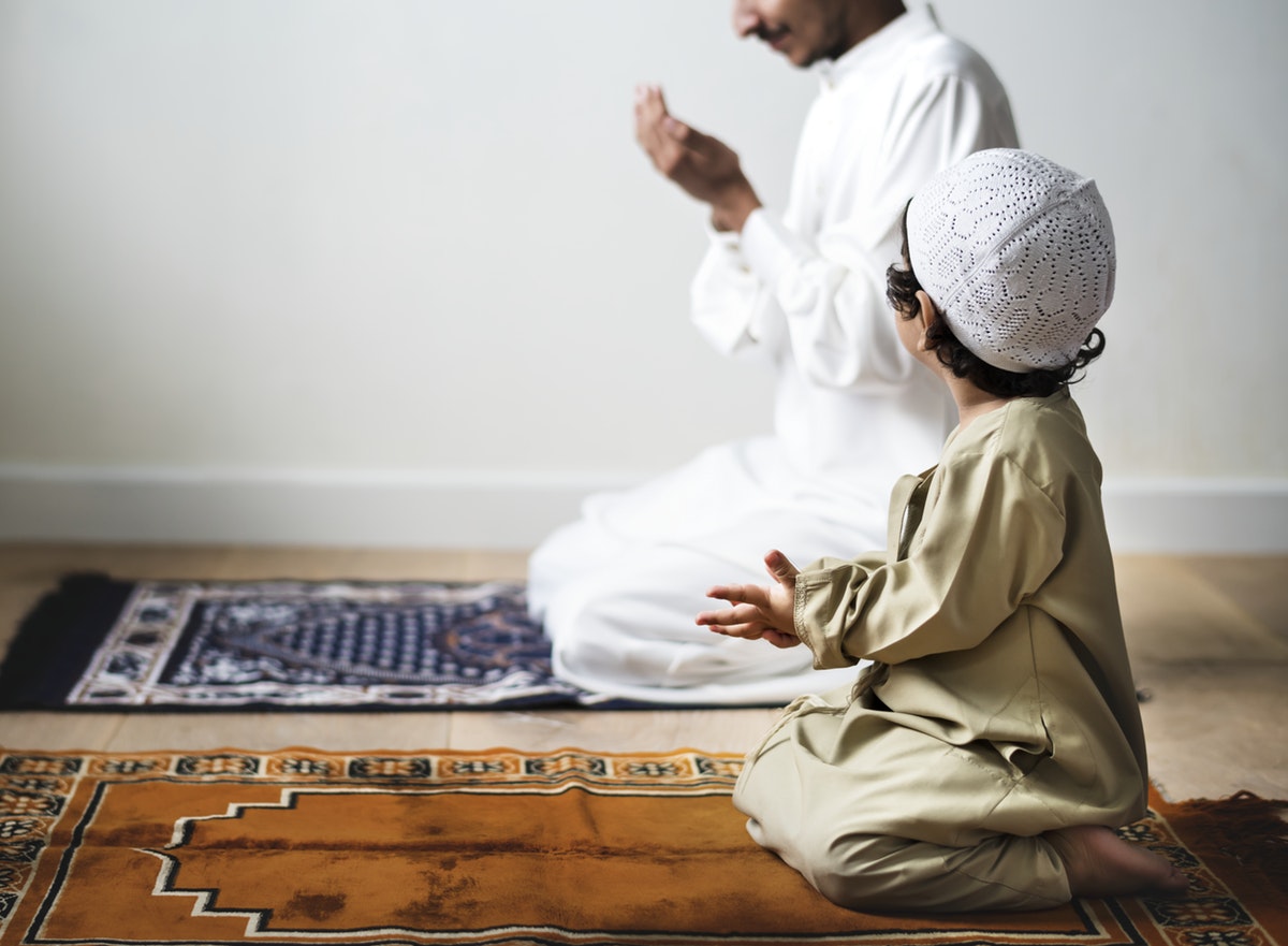 Prophetic Parenting; Metode Mendidik Anak Ala Nabi Muhammad SAW
