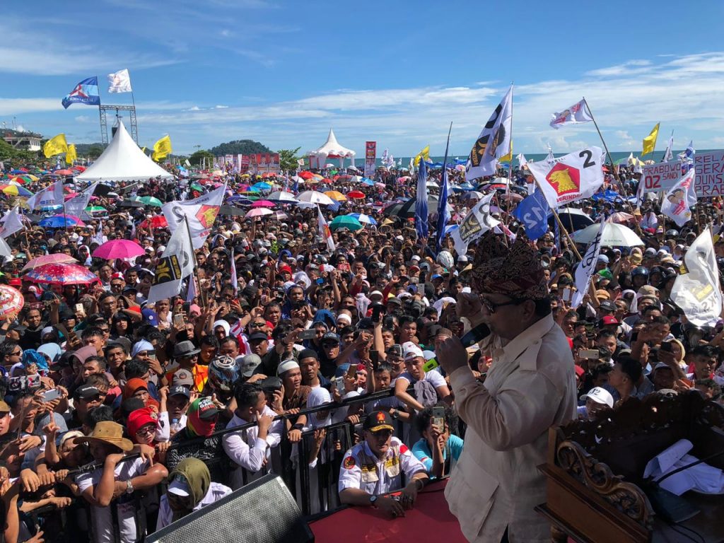 Kampanye di Padang, Prabowo: Maaf Saya Tidak Beri Amplop dan Sembako