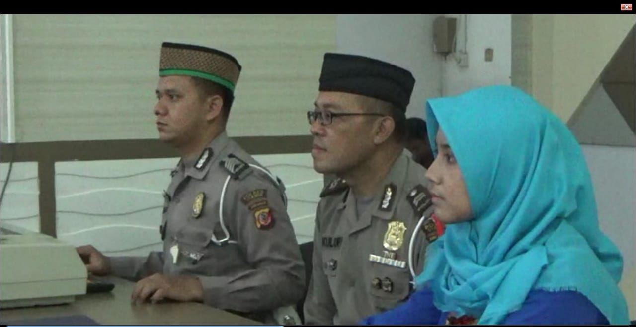 Polisi Berpeci di Ciamis Layani Pembuatan SIM dan Pajak Kendaraan di Bulan Ramadhan