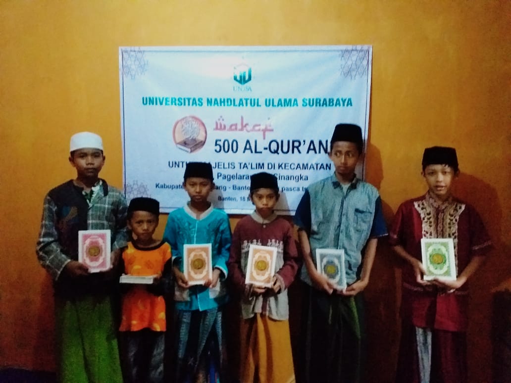 Unusa Peduli Bagikan 500 Al Quran Untuk Korban Terdampak Tsunami Banten