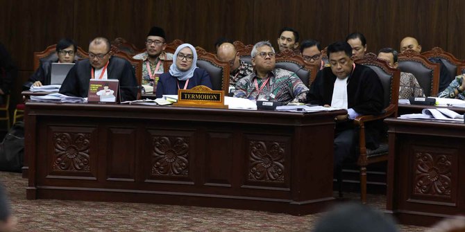 Kuasa Hukum KPU Keberatan Dengan Perbaikan Permohonan Tim Prabowo-Sandi