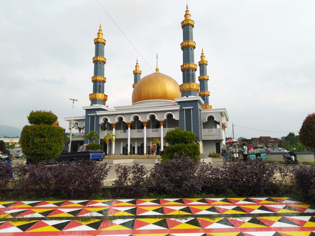 Singgah Ke Masjid Agung Islamic Center Pesawaran Lampung