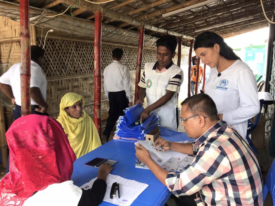 500 Ribu Pengungsi Rohingya Menerima Kartu Identitas dari UNHCR