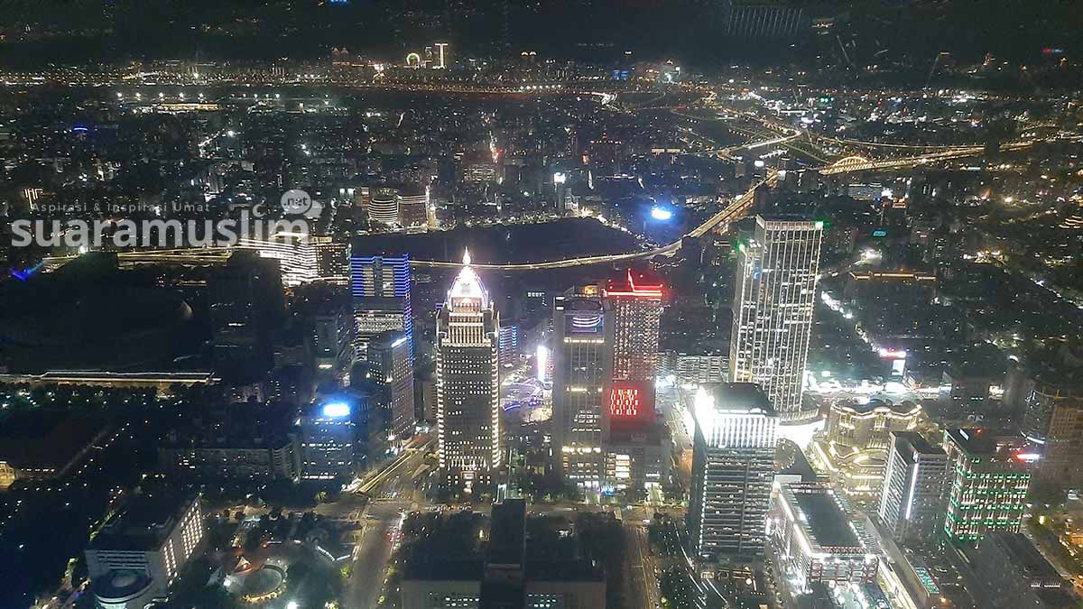 Pemandangan Kota Taipei Di Malam Hari Dari Lantai 89 Gedung